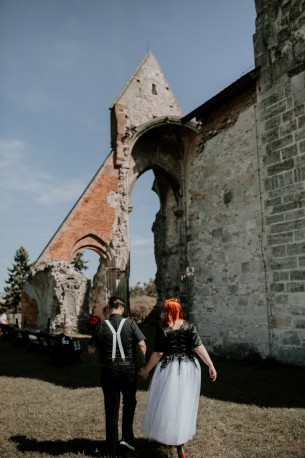 Location: Zsámbék, Hungary
Date: August 28, 2020
Venue: Csillagkert

Photographer: Sofia

Before we went to rob a bank and got tattoos, it was time to get married... Sofia documented the day, fulfilling her life long dream to shoot a wedding at the hauntingly beautiful ruined church of Zsámbék.
